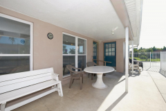 2728-SE-16th-Pl-Cape-Coral-FL-large-015-22-Courtyard-1500x1000-72dpi